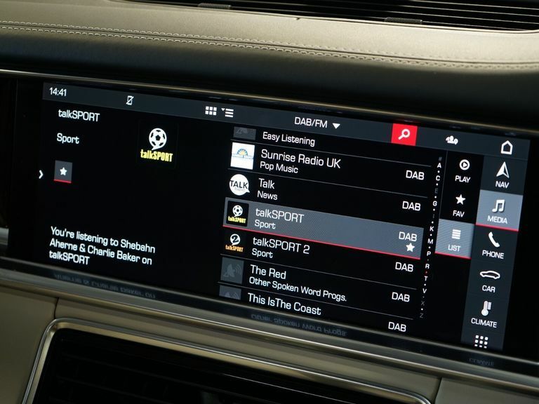 Porsche Panamera V6 E-hybrid 17.9Kwh 4 Platinum Edition Saloon Pdk #33