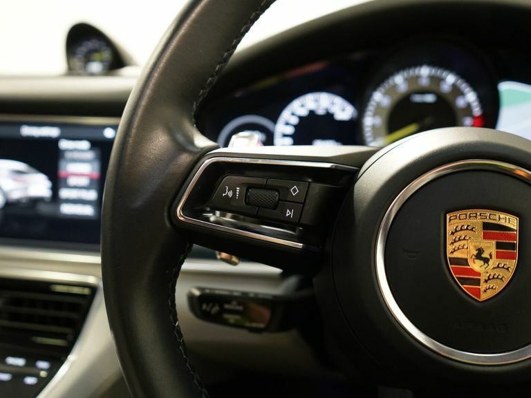 Porsche Panamera V6 E-hybrid 17.9Kwh 4 Platinum Edition Saloon Pdk #25