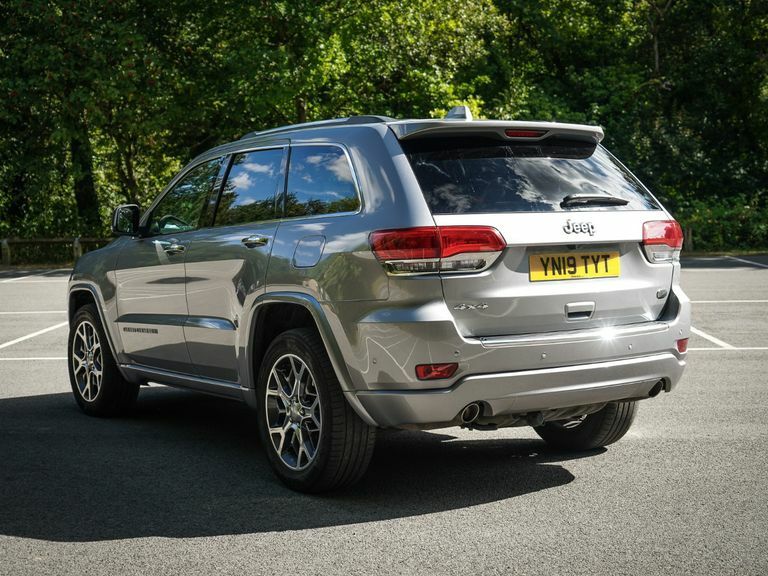 Jeep Grand Cherokee 3.0 Crd Overland Silver #6