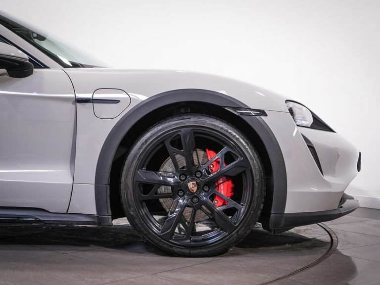 Porsche Taycan 350Kw 93Kwh Rwd #8