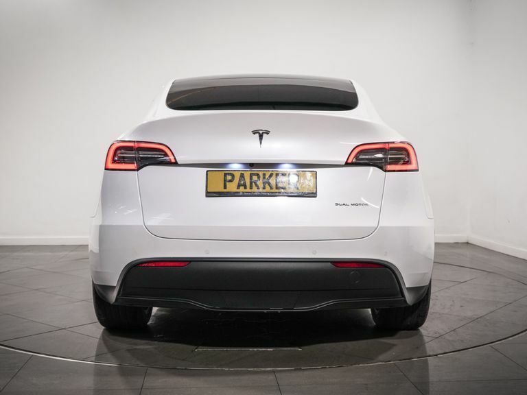 Tesla Model Y Long Range Awd AJ22GHU White #5
