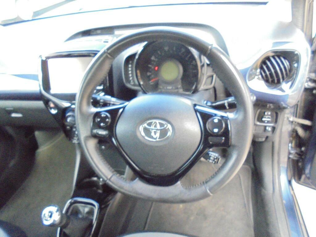 Toyota Aygo 1L X-play Grey #7
