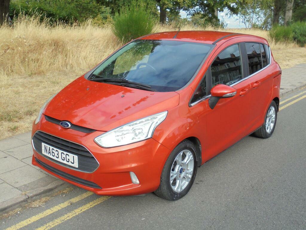 Ford B-Max 1.4 Zetec Euro 5 Red