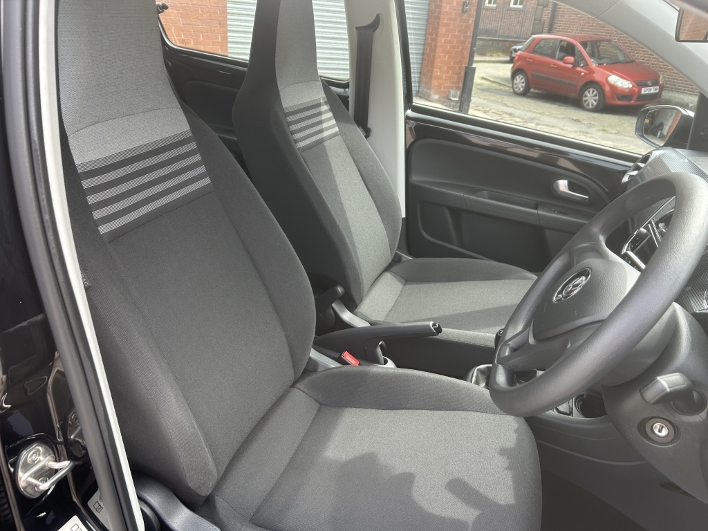 Volkswagen Up 1.0 Move Up Euro 6 Ss Black #14
