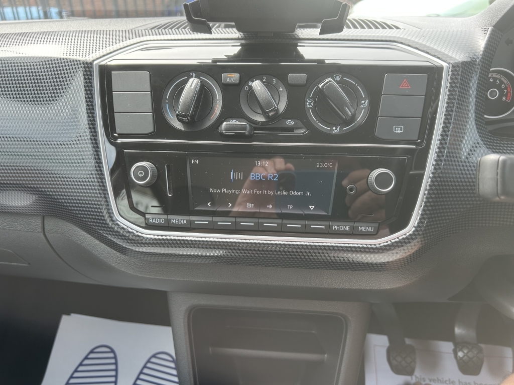 Volkswagen Up 1.0 Move Up Euro 6 Ss Black #16