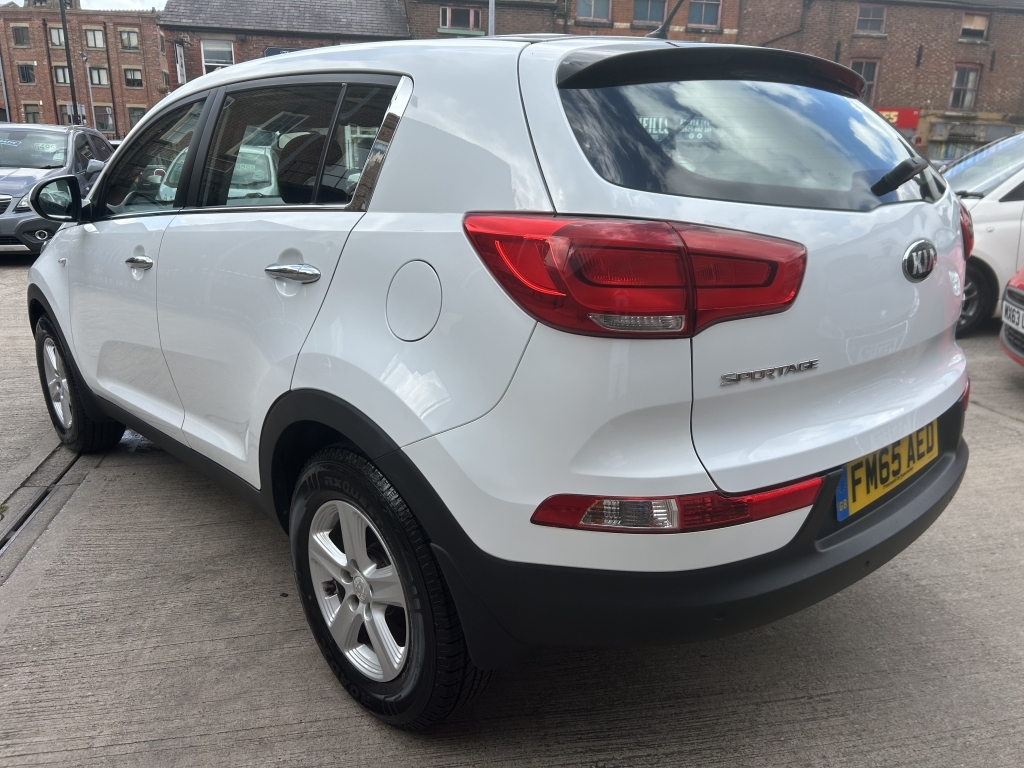 Kia Sportage 1.6 1 Isg White #5
