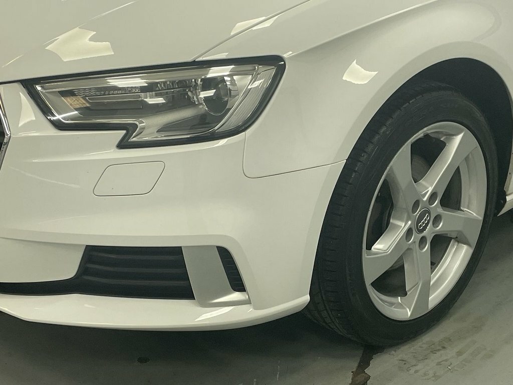 Audi A3 1L Sport DF67HNA White #5
