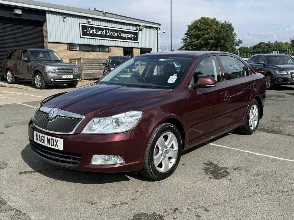 Skoda Octavia 2.0 Tdi Elegance Red