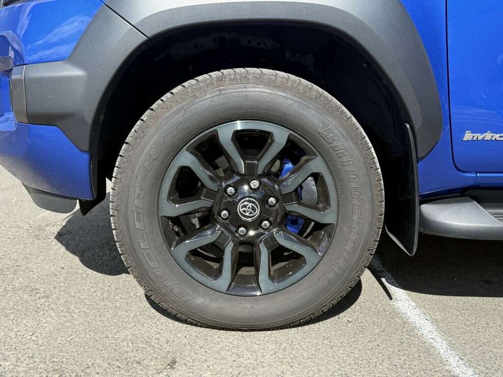 Toyota HILUX Invincible X 4Wd D-4d Dcb Grey #12