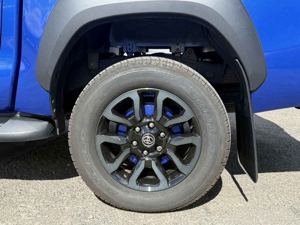 Toyota HILUX Invincible X 4Wd D-4d Dcb Grey #11