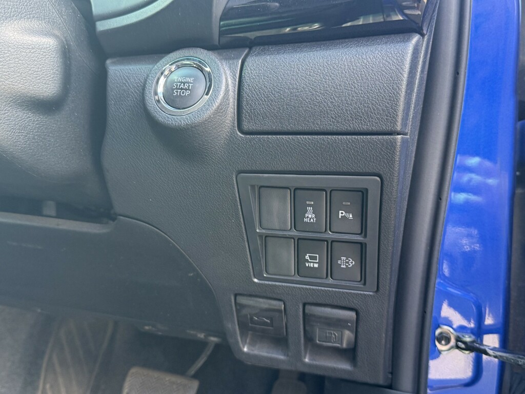 Toyota HILUX Invincible X 4Wd D-4d Dcb Grey #23