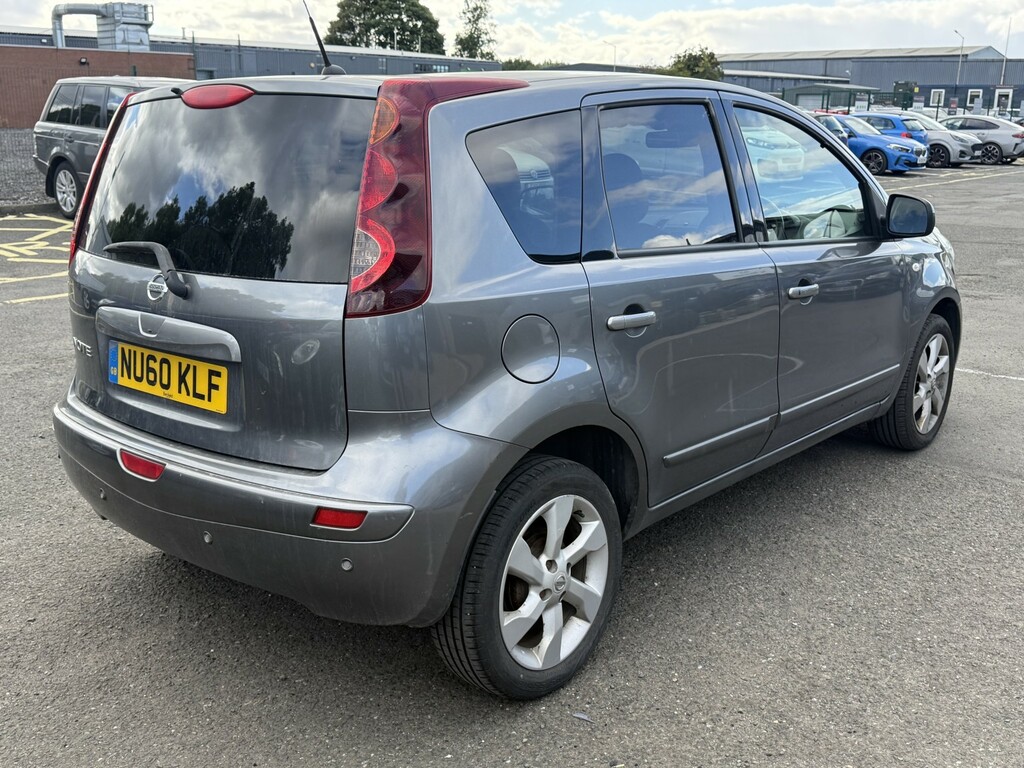 Nissan Note Hatchback 1.6 16V Tekna 2010 Grey #2
