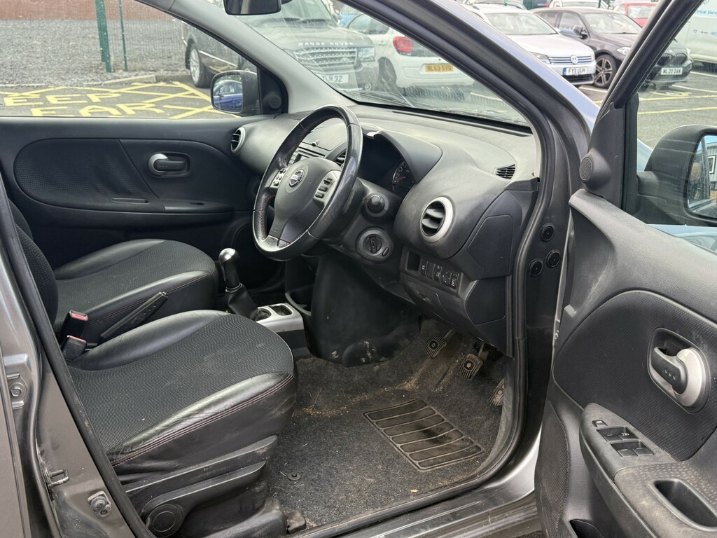 Nissan Note Hatchback 1.6 16V Tekna 2010 Grey #5