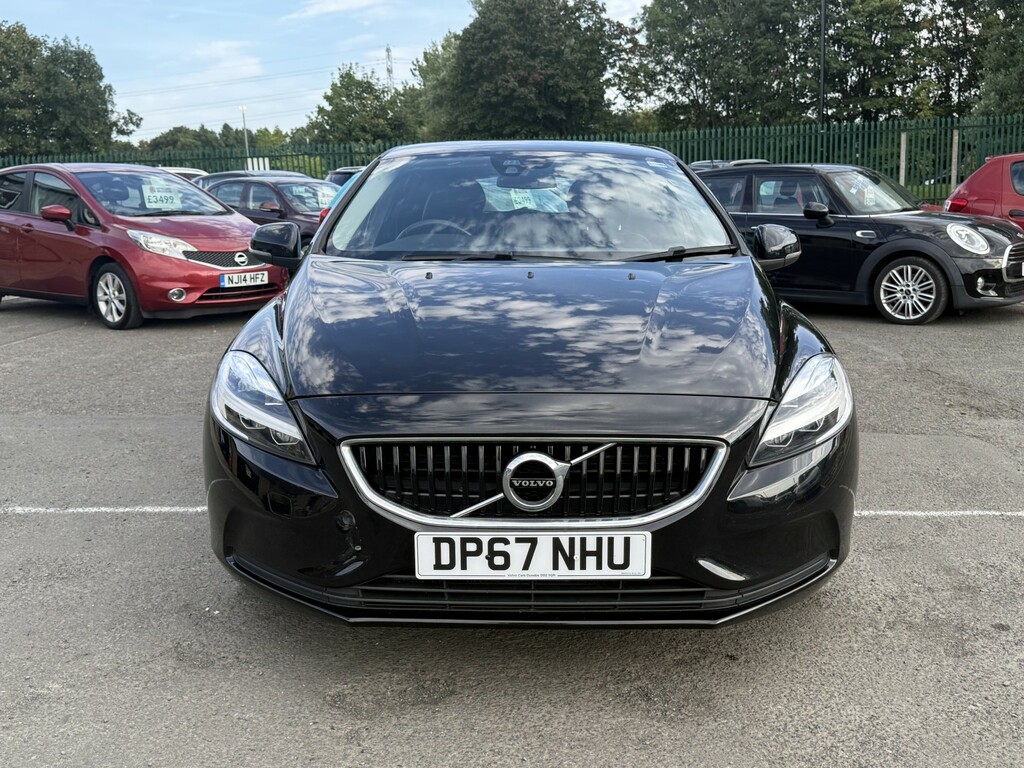 Volvo V40 2.0 Momentum T2 Black #5