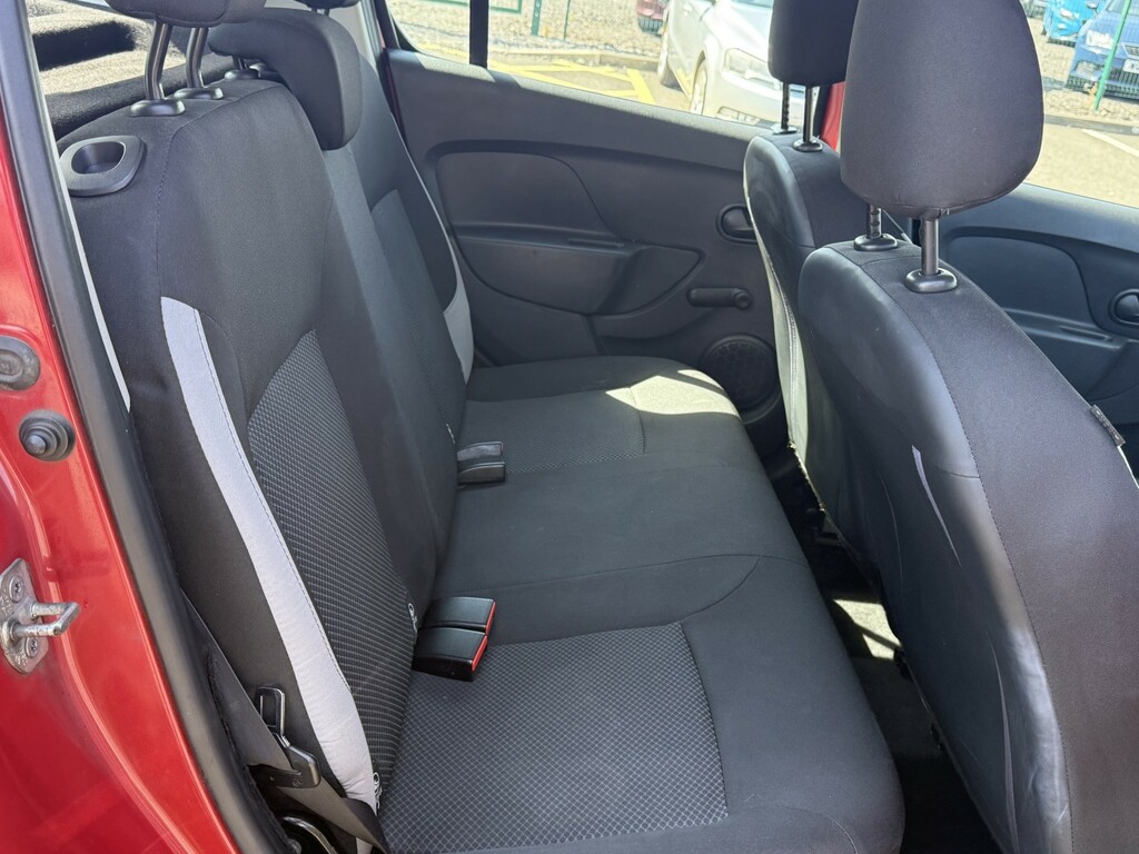 Dacia Sandero 0.9 Tce Laureate Hatchback Euro Red #14