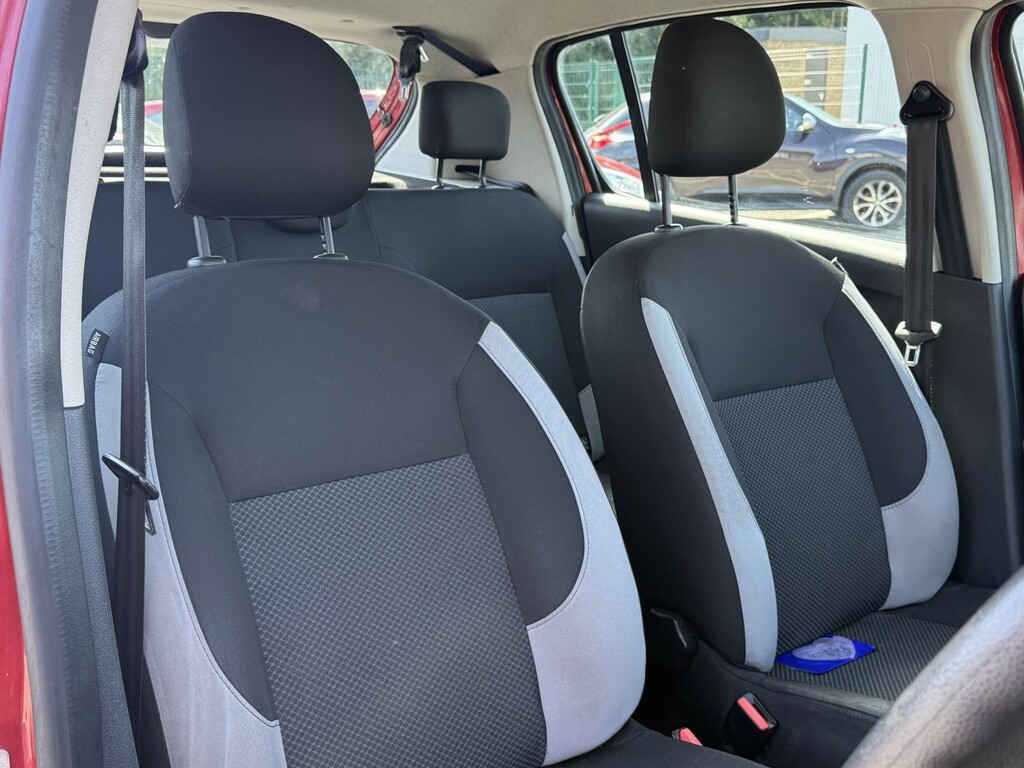Dacia Sandero 0.9 Tce Laureate Hatchback Euro Red #8