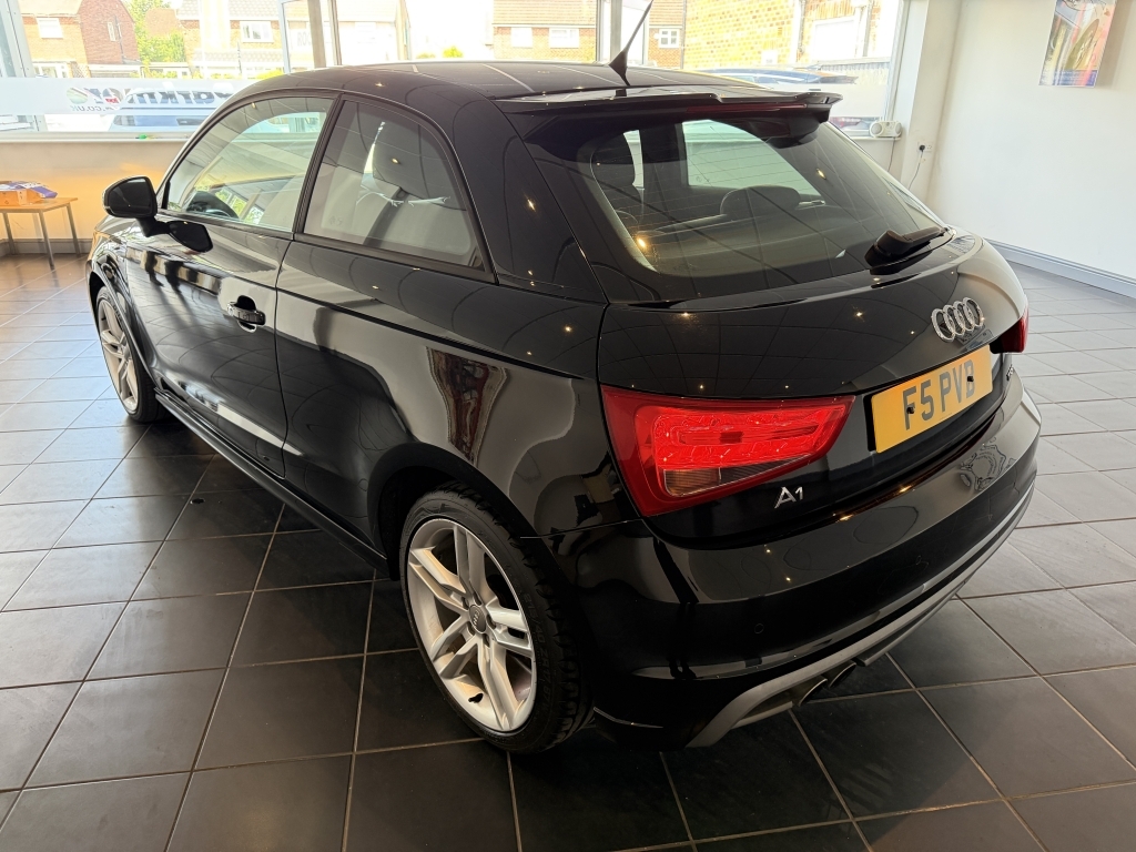 Audi A1 1.4 Tfsi Sport S Tronic Euro 5 Ss Blue #3