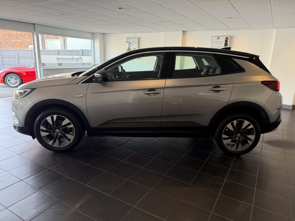 Vauxhall Grandland X 1.2 Sport Nav Grey #4