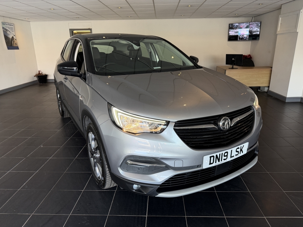 Vauxhall Grandland X 1.2 Sport Nav Grey
