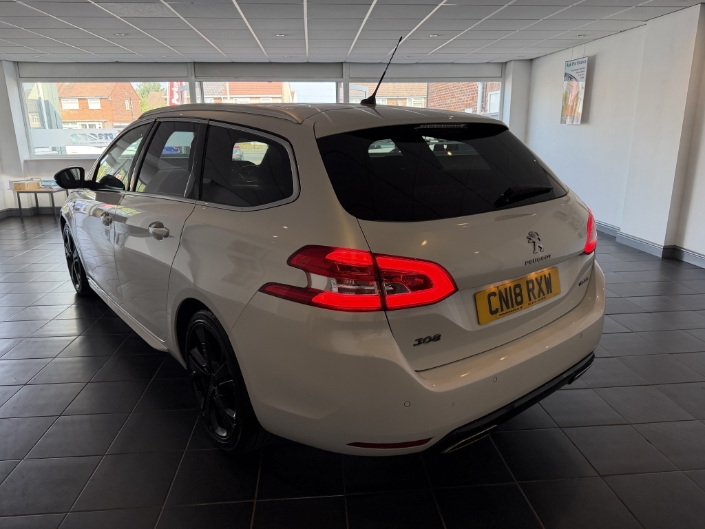 Peugeot 308 1.2 S S White #5