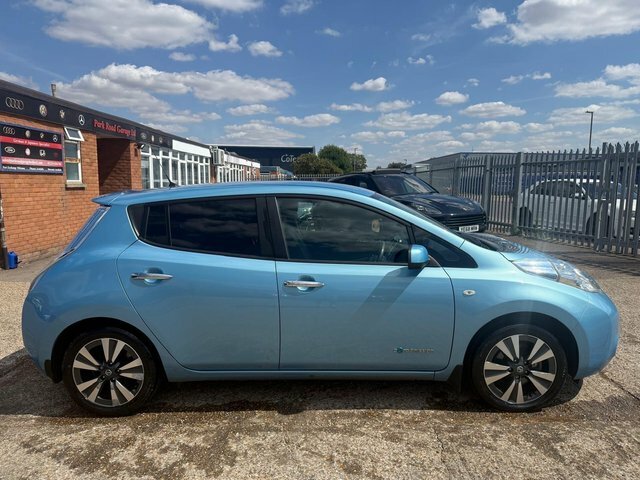 Nissan Leaf Hatchback DN16FSF Blue #2