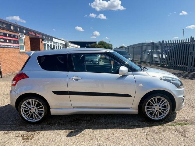 Suzuki Swift Hatchback Silver #2