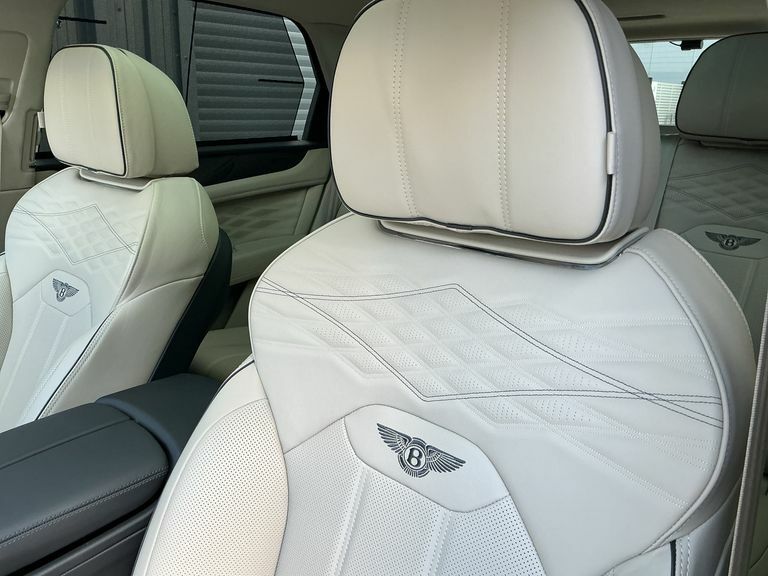 Bentley Bentayga 4.0 V8 S Touring Spec Estate  #22