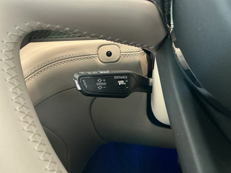 Bentley Bentayga 4.0 V8 S Touring Spec Estate  #27
