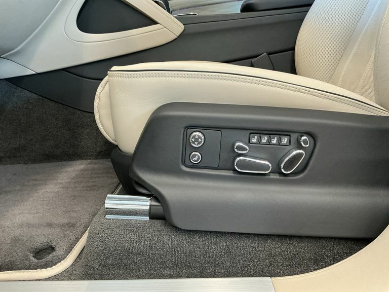 Bentley Bentayga 4.0 V8 S Touring Spec Estate  #18