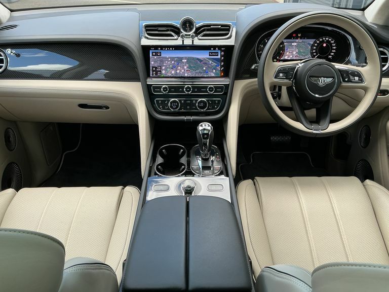 Bentley Bentayga 4.0 V8 S Touring Spec Estate  #4