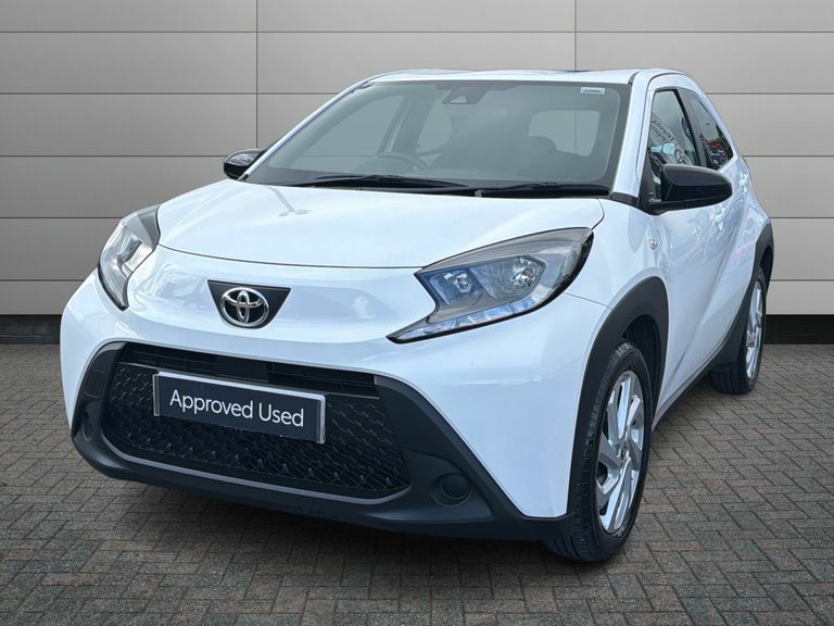 Toyota Aygo X Pure White #19