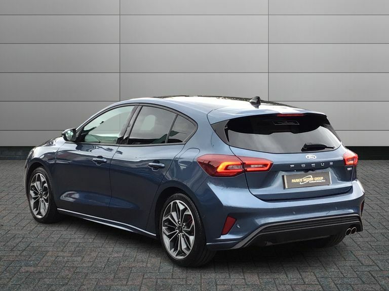 Ford Focus 1.0T Ecoboost St-line X Estate E White #3