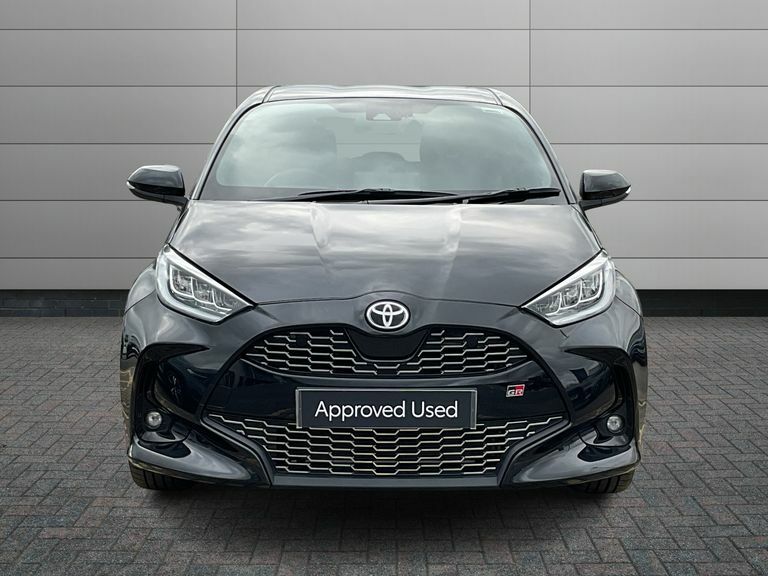 Toyota Yaris 1.5 Vvt-h Excel E-cvt Euro 6 Ss Black #5