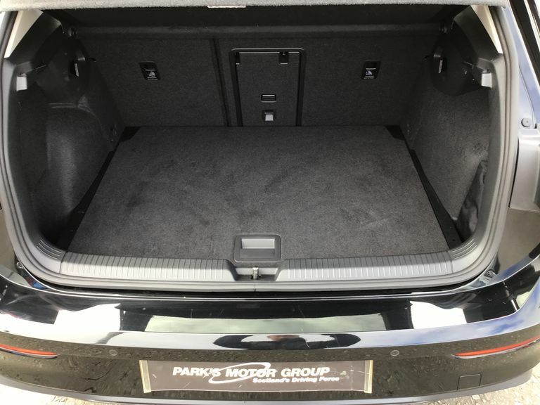 Volkswagen Golf 8 Style 1.5 Etsi 150Ps 7-Speed Dsg Grey #25