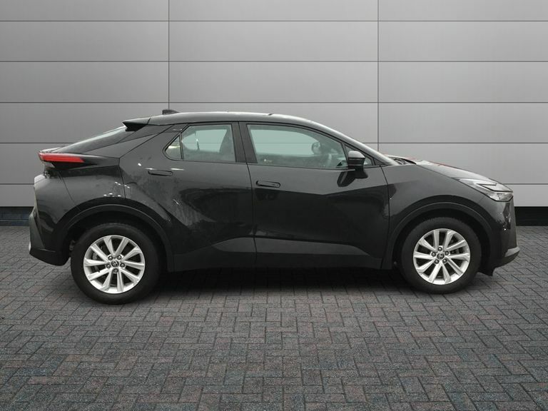 Toyota C-Hr 1.8 Vvt-h Excel Cvt Euro 6 Ss White #3