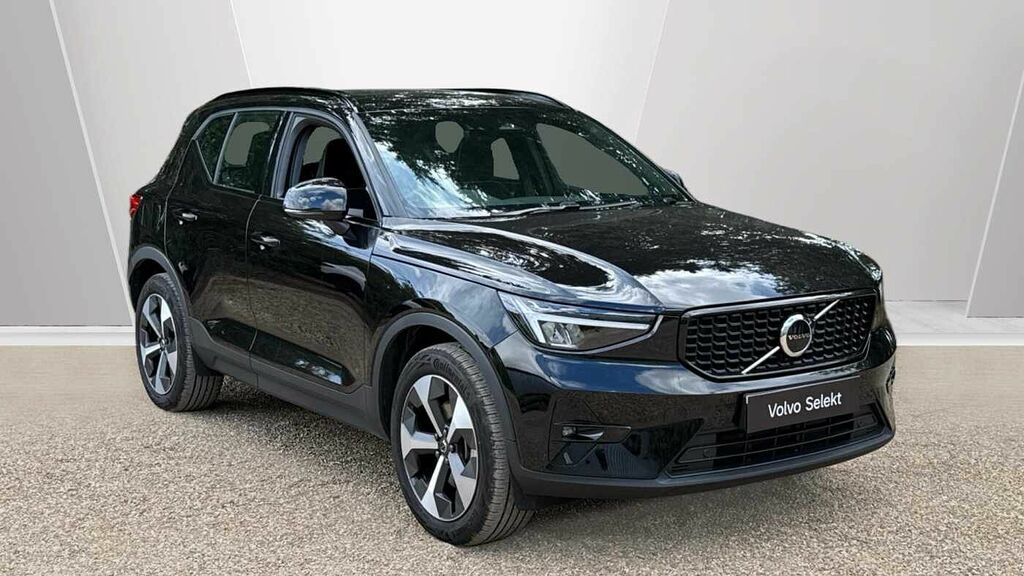 Volvo XC40 Plus, B4 Mild Hybrid, Dark NJ26WEW Black