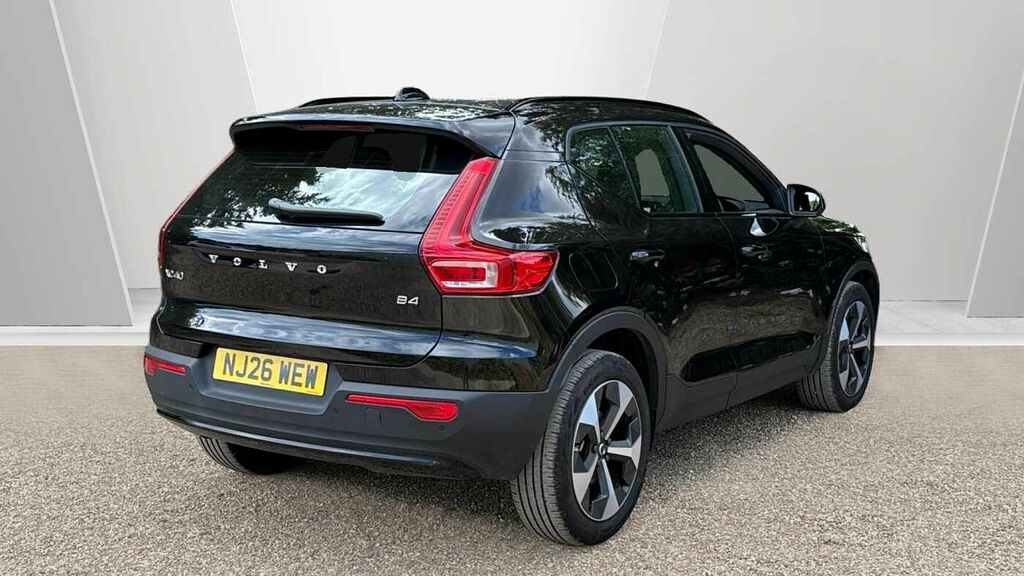 Volvo XC40 Plus, B4 Mild Hybrid, Dark NJ26WEW Black #2