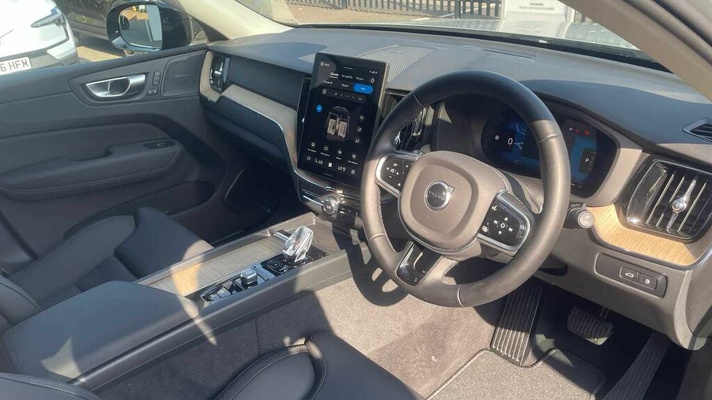Volvo XC60 Plus, T6 Awd Plug-in Hybrid, Dark RE75HYX Grey #4