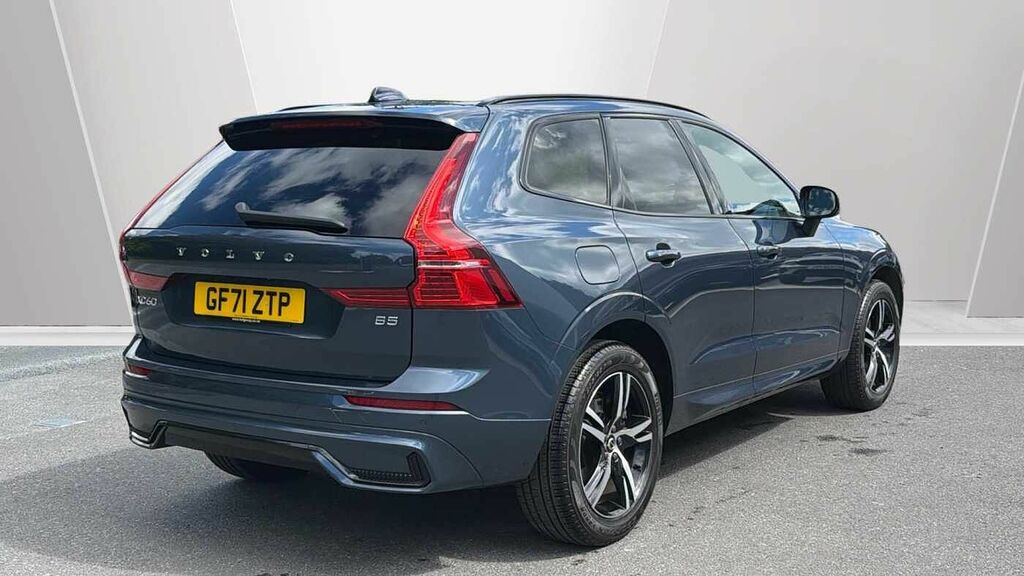 Volvo XC60 B5 P R-design Blue #2