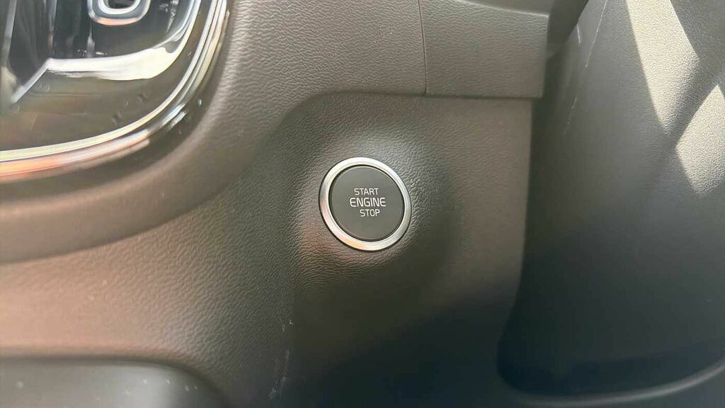 Volvo XC40 Ultra, B4 Mild Hybrid, Dark White #25