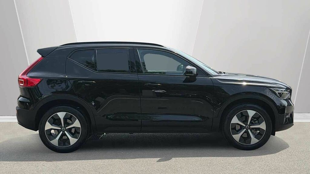 Volvo XC40 B4 P Plus Dark Black #3