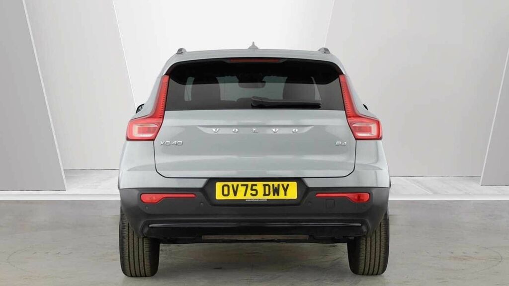 Volvo XC40 Plus, B4 Mild Hybrid, Dark Grey #4