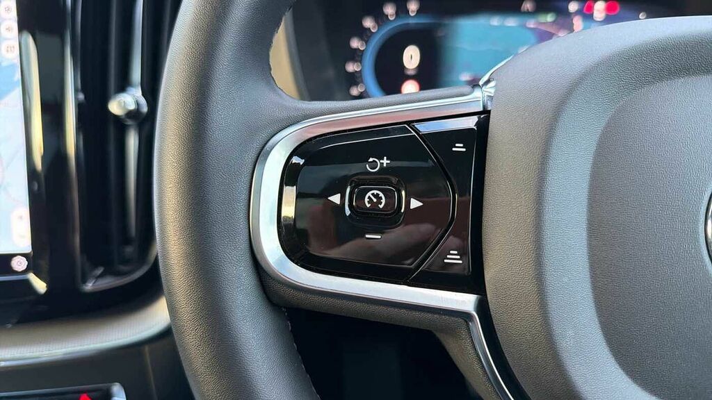 Volvo XC60 Recharge R-design Pro, T8 Awd Plug-in Hybrid Black #20