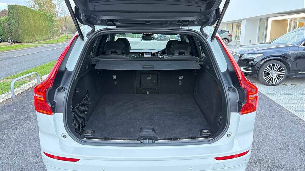Volvo XC60 Recharge R-design Pro, T8 Awd Plug-in Hybrid Black #13