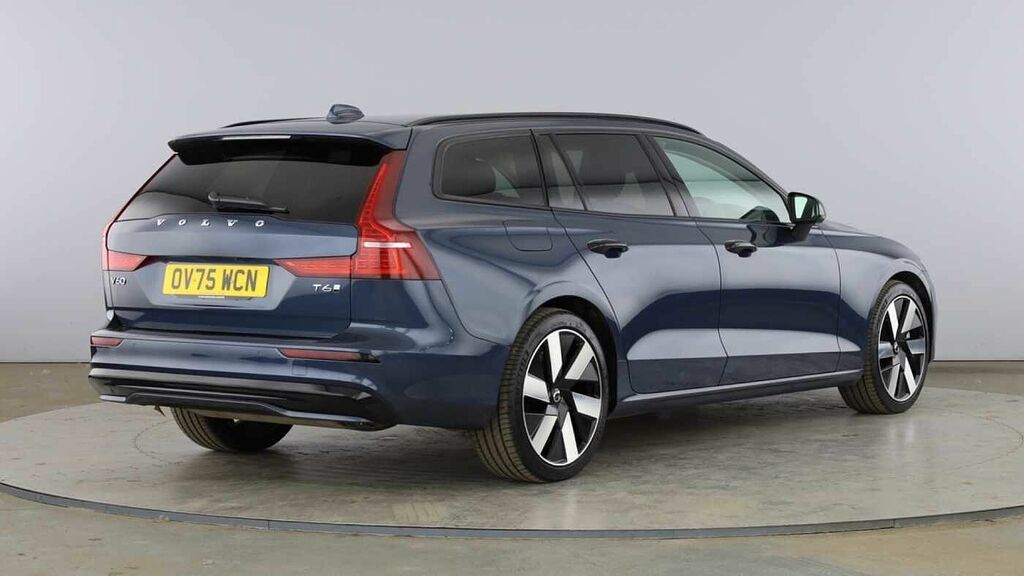 Volvo V60 Plus, T6 Awd Plug-in Hybrid, Dark Blue #3