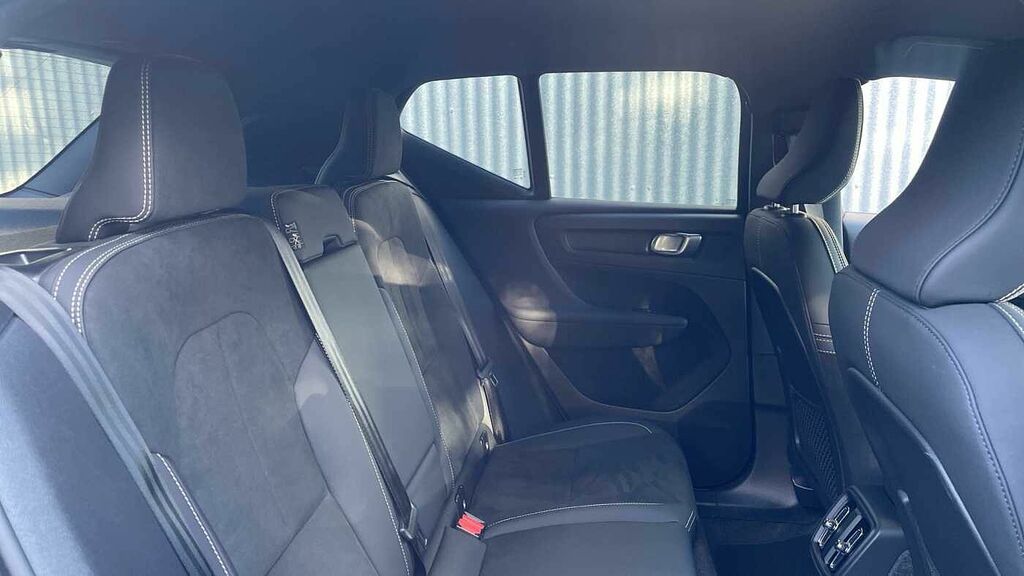 Volvo XC40 B4 P Plus Dark Grey #6