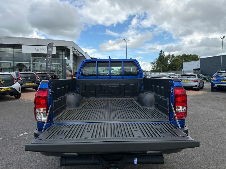 Toyota HILUX Active Extra Cab Pick Up 2.4 D-4d Orange #10