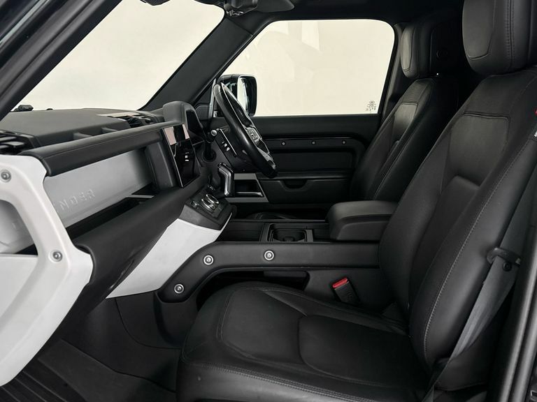 Volvo V60 Defender 110 Hard Top X-dynamic Hse Mhev SW23VWN Black #3