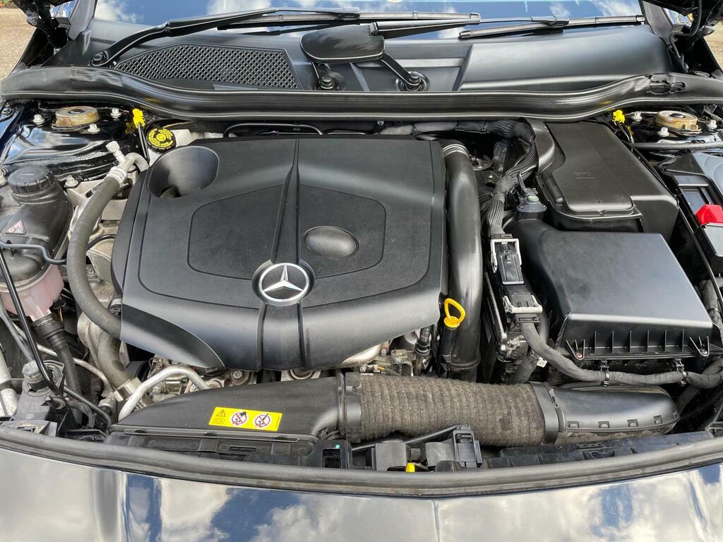 Mercedes-Benz CLA Class 2.1 Cla 200 D Sport 134 Bhp Blue #39
