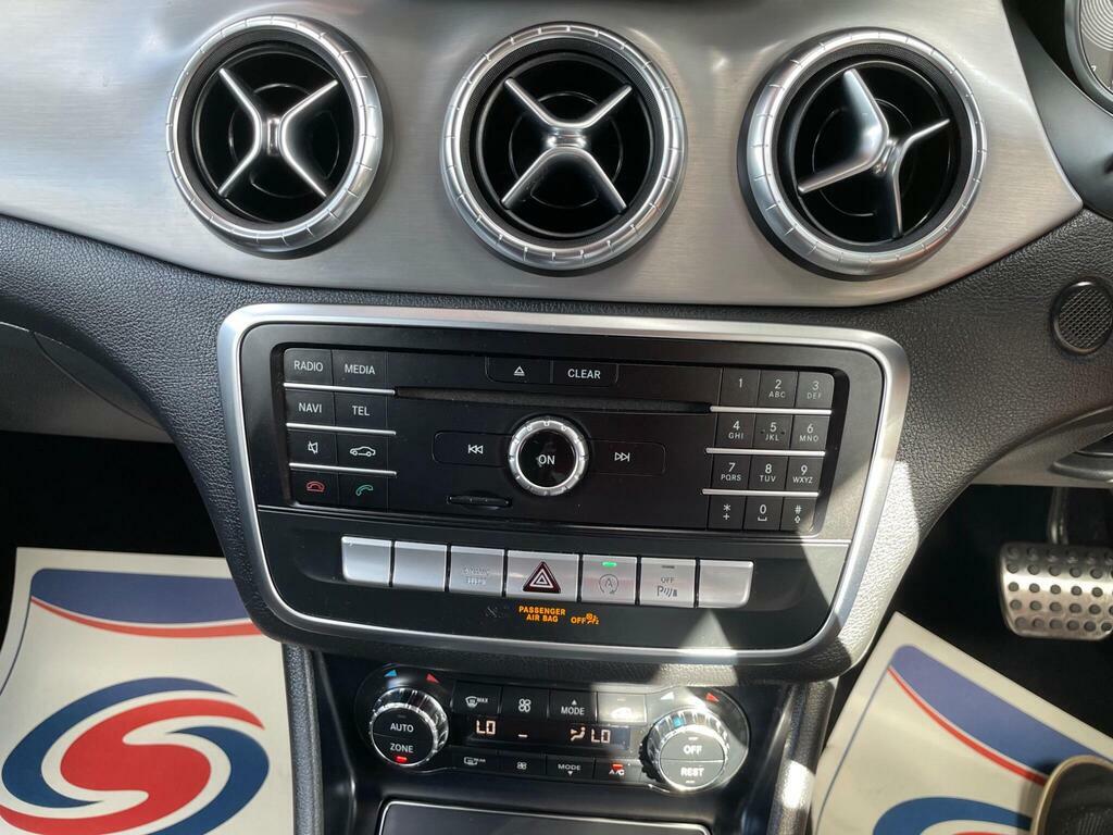 Mercedes-Benz CLA Class 2.1 Cla 200 D Sport 134 Bhp Blue #29